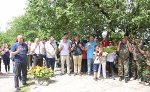 Odata počast ubijenim borcima na Skakavcu