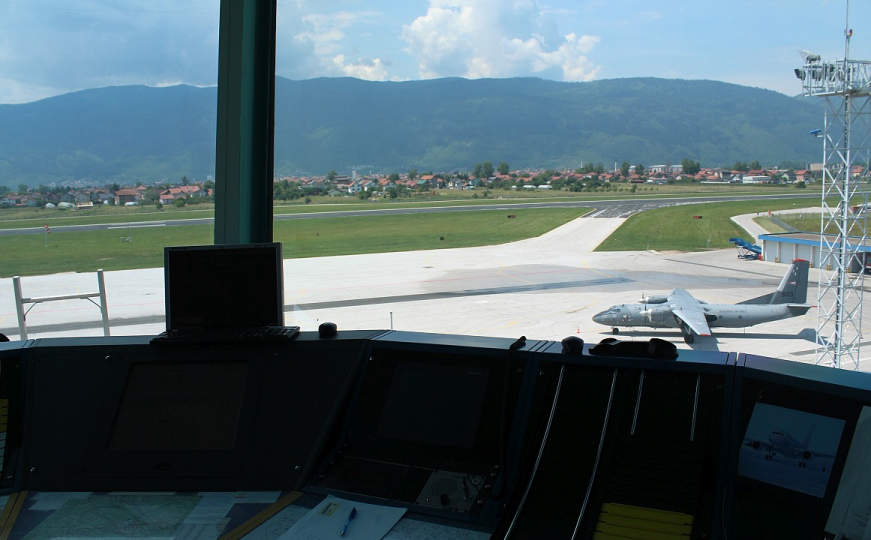 Radiosarajevo.ba na Sarajevskom aerodromu: Oni kontroliraju naše nebo
