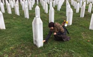 Majke Srebrenice: Ako već nemate hrabrosti da priznate genocid, šutite!