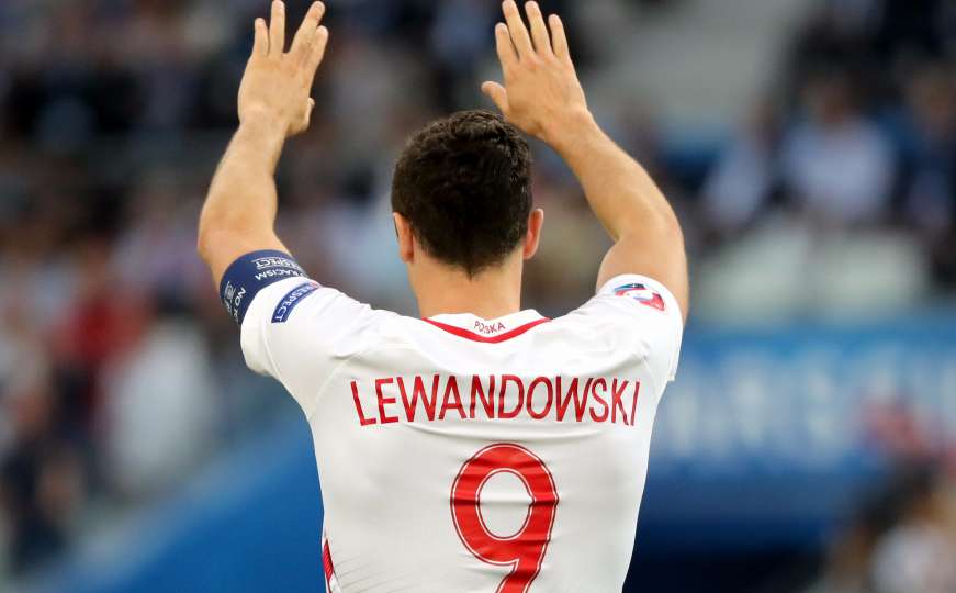 Lewandowski zabio za vodstvo Poljske u drugoj minuti!