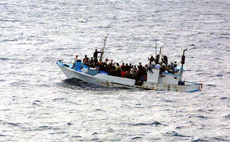 Šesnaest migranata iz Tunisa utopilo se u Sredozemnom moru