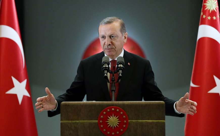 Erdogan: ISIS je nož zaboden u grudi muslimana 