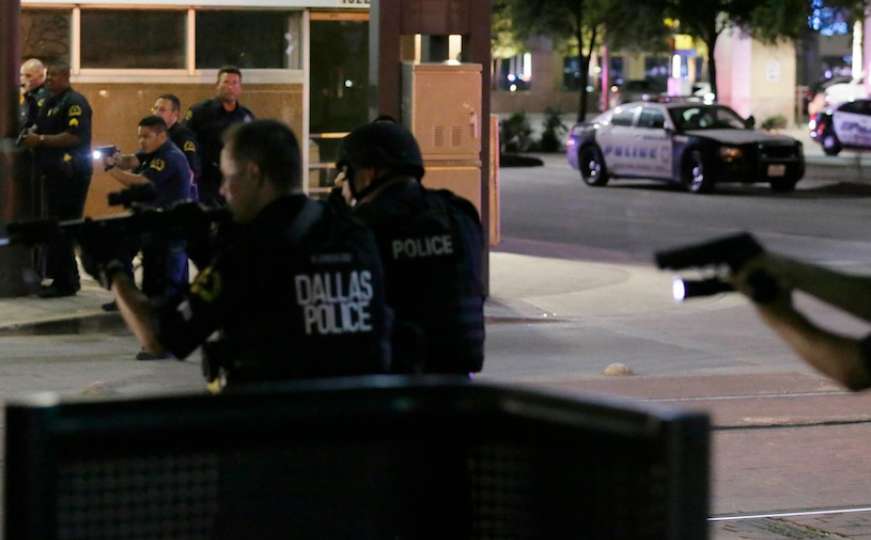 Napadač iz Dallasa rekao da želi ubijati bijelce