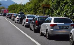 Na graničnom prijelazu Doljani čeka se oko 45 minuta