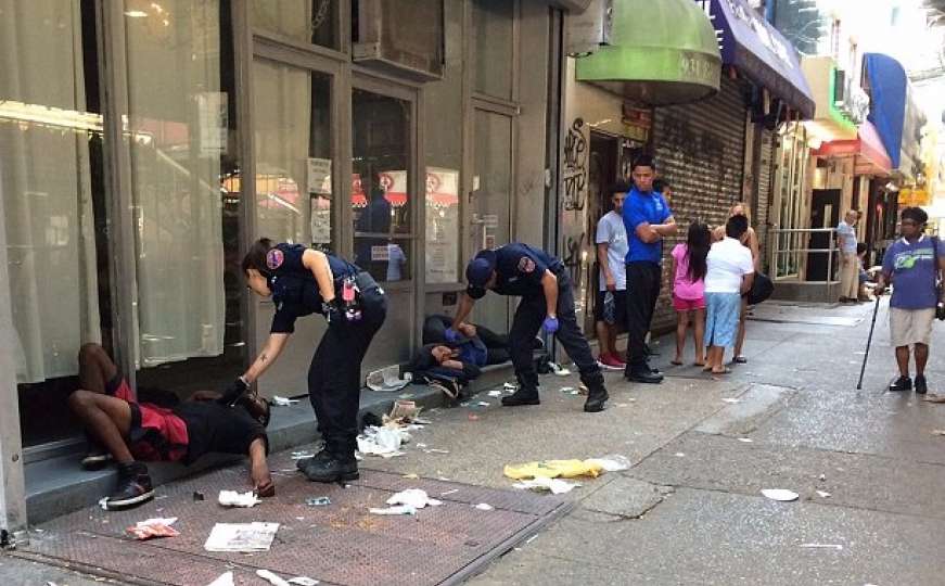 Korisnici opasne droge padali po ulicama New Yorka