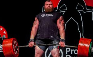 Podigao pola tone, a potom umalo nije umro