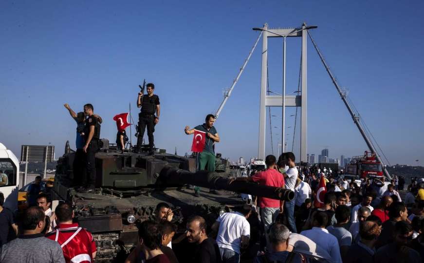 Bilans žrtava u Turskoj: Najmanje 90 ubijenih, preko 1.100 ranjenih