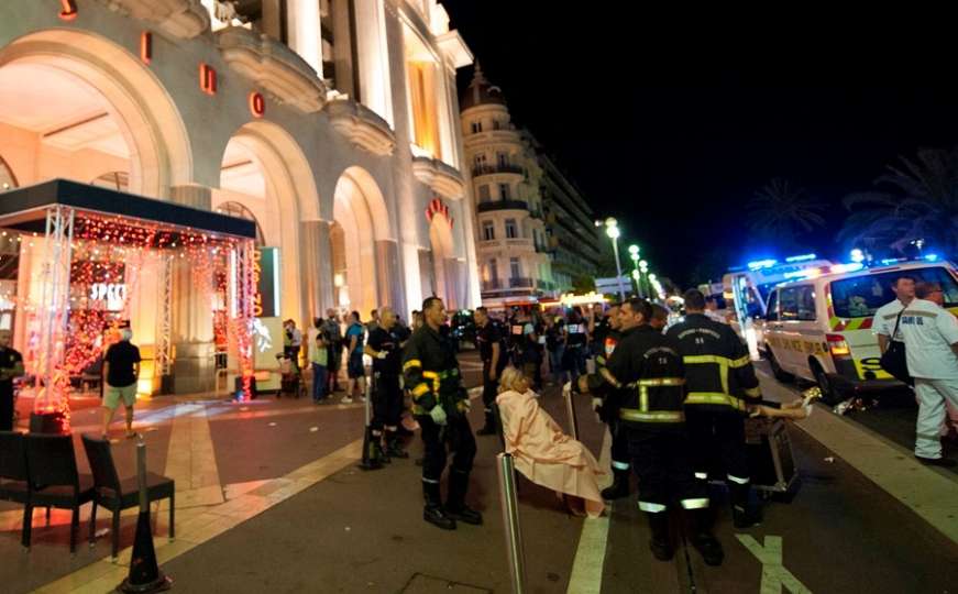 Šefovi sigurnosti sastali se u Parizu, bulevar u Nici ponovo otvoren