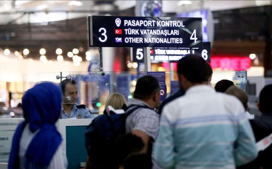 Pojačane kontrole na aerodromima kako bi se spriječio bijeg pučista