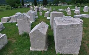 Upis Stećaka - srednjevjekovnih nadgrobnih spomenika, na Listu svjetske baštine