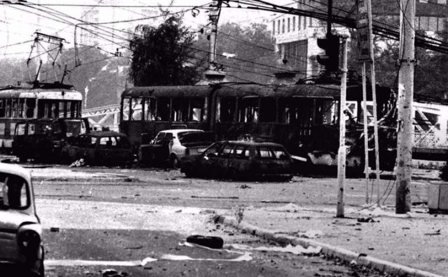 Na današnji dan 1993. na Sarajevo je palo 3.777 granata