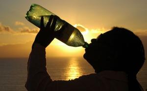 Pila je tri litara vode dnevno, pogledajte rezultate