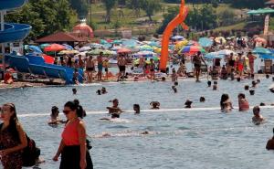 Svi na Panonska jezera: Danas bilo više od 10.000 kupača