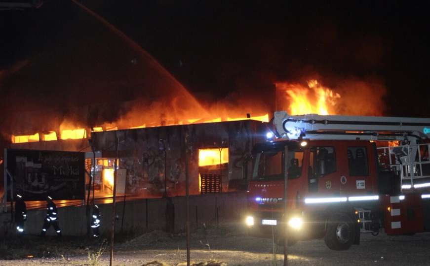Lokaliziran požar u trgovačkom centru 'Škafa'