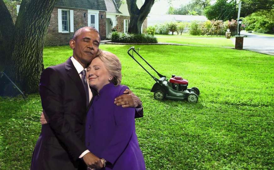 Pogledajte zašto je internet zaluđen zagrljajem Obame i Clinton