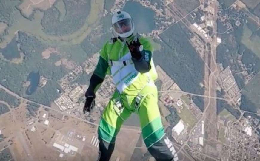 VIDEO: Skočio sa visine od 7.500 m bez padobrana i ostao živ