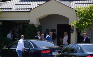 Sastanak Dodika i Izetbegovića počeo u restoranu