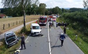 Bosanac izazvao udes: Povrijeđeno šest osoba, slupana tri automobila