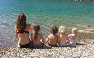S djecom na (u) moru je odmor ili umor?