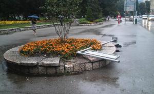 Ponovo srušen znak na tramvajskoj stanici kod Predsjedništva