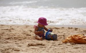 Evo kako se trebate pripremiti za odlazak na plažu s djecom