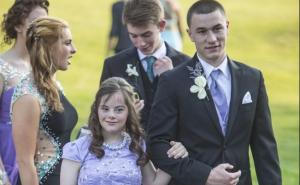 Prije 7 godina dao djevojci s Downovim sindromom obećanje i održao riječ