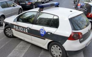 Bačena nepoznata eksplozivna naprava na Stupu