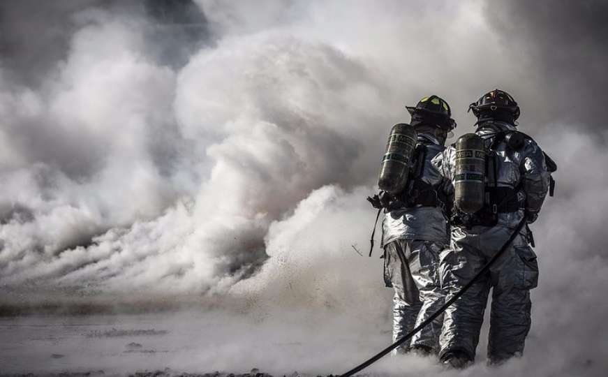 U toku radovi na saniranju dubinskog požara u Neumu