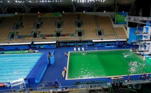 Eksperti objasnili zašto je bazen pozelenio – odgovor je prilično gadan