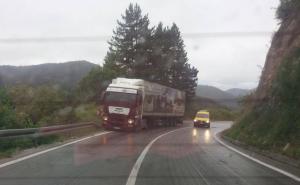 U saobraćajnoj nesreći povrijeđene četiri osobe