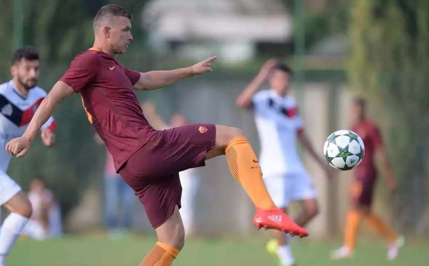 Dijamant u formi: Pogledajte četiri pogotka Džeke na trening utakmici Rome