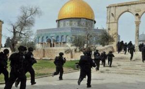 Blizu 300 Jevreja nasilno ušlo u kompleks džamije Al-Aqsa