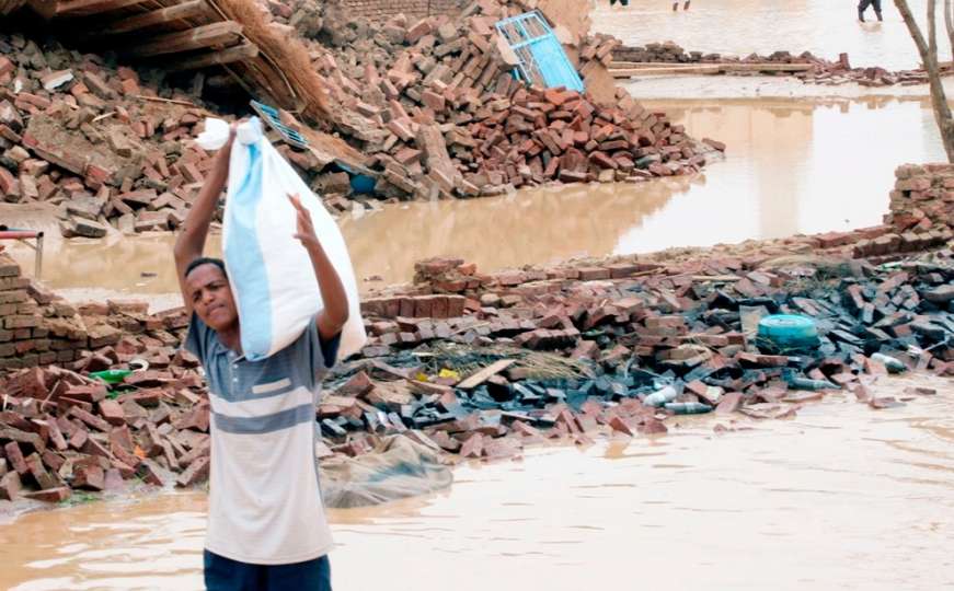 U poplavama u Sudanu stradalo stotinu ljudi