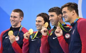 SAD i dalje usamljene na vrhu