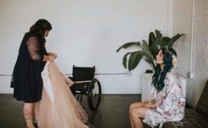 Paralizirana mlada ustala iz kolica i prošetala do oltara