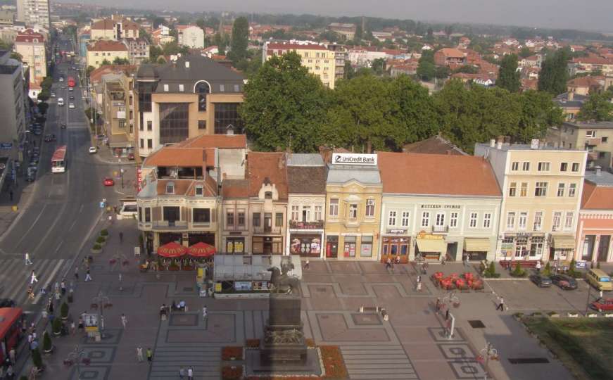 Dvije osobe povrijeđene nakon eksplozije u stanu