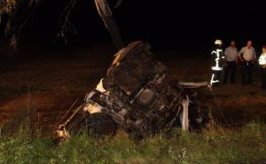 Laktaši: U Mercedesu sletio s ceste i poginuo, dva lica povrijeđena