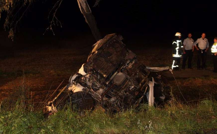 Laktaši: U Mercedesu sletio s ceste i poginuo, dva lica povrijeđena