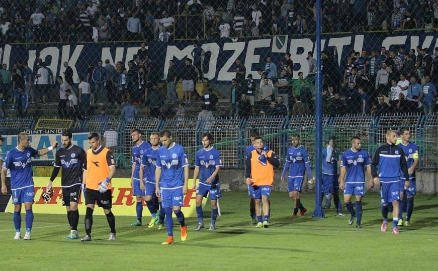  Navijači Plavih traže odlazak Kostića: Igračima poručeno da skinu dresove