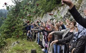 Danas obilježavanje 24. godišnjice zločina na Korićanskim stijenama