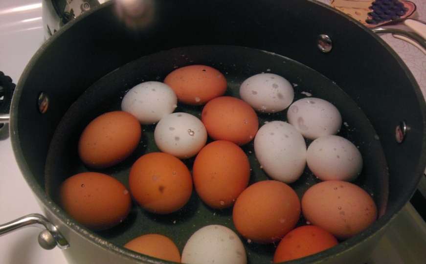 Ako ne želite da jaje pukne prilikom kuhanja, učinite ovo