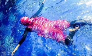 Sarajlija kroz karikaturu ponudio 'kompromisni' burkini 