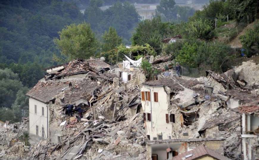 U Italiji sutra Dan žalosti i državna sahrana za žrtve potresa