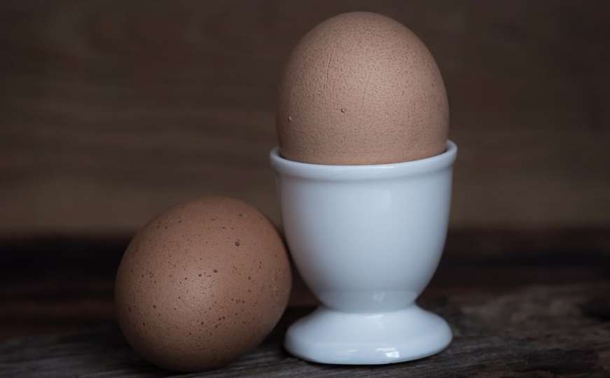 Ogulite kuhana jaja za manje od jedne minute