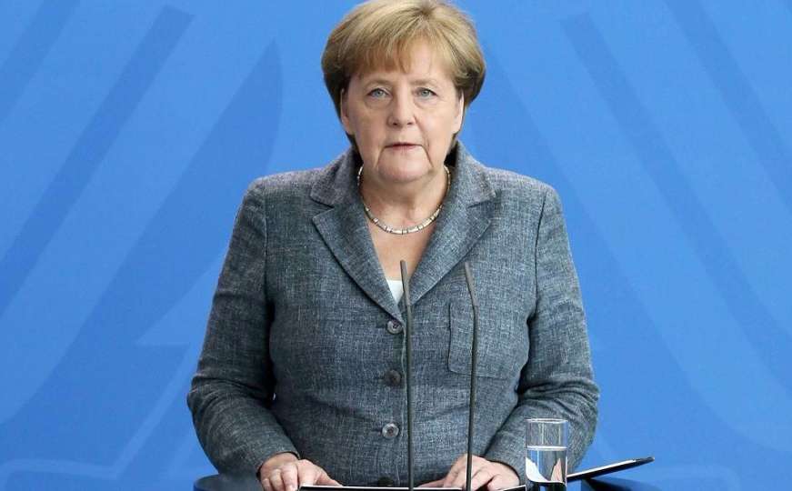 Merkel: Neprihvatljivo je da neke zemlje EU odbijaju primiti izbjeglice