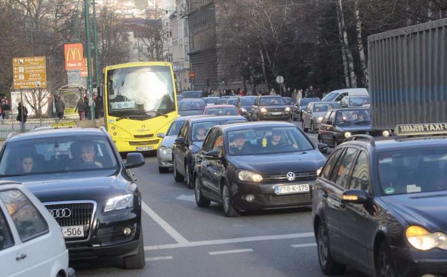 Obustava saobraćaja u četiri sarajevske ulice 