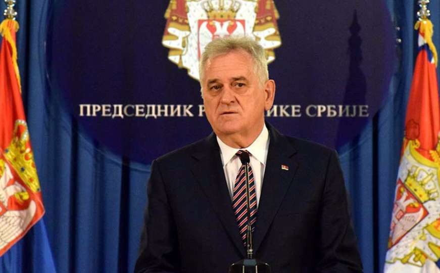 Nikolić pozvao Vučića na hitne konsultacije 