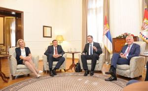 Beograd: Nikolić i Vučić počeli sastanak o referendumu u RS-u