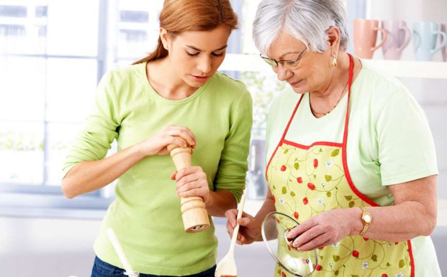 Kuharski savjeti naših mama i baka koje vrijedi zapamtiti