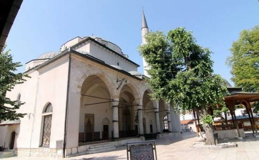 U koliko sati će se klanjati bajram-namaz u ponedjeljak